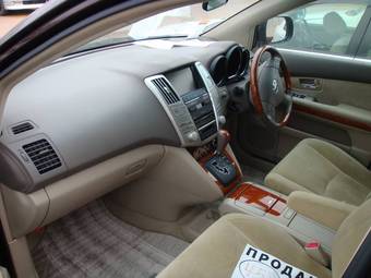 2005 Toyota Harrier Photos