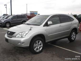 2005 Toyota Harrier Pictures