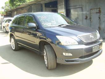 2005 Toyota Harrier Pics