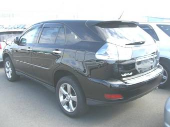 2005 Toyota Harrier Pictures