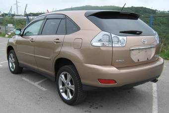 2005 Toyota Harrier Photos