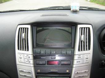 2005 Toyota Harrier Pictures