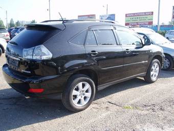 2005 Toyota Harrier Photos