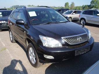 2005 Toyota Harrier Pictures