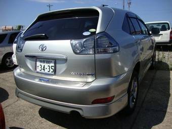 2005 Toyota Harrier Photos