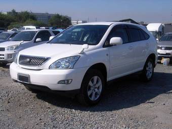 2005 Toyota Harrier Pictures