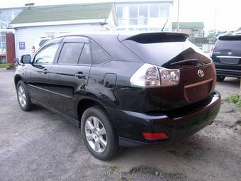 2005 Toyota Harrier Pictures