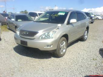 2005 Toyota Harrier Photos