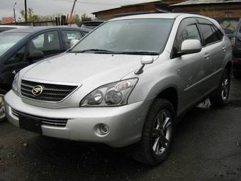 2005 Toyota Harrier Pictures