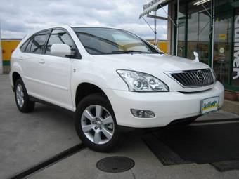 2006 Toyota Harrier Photos