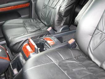 2006 Toyota Harrier Images