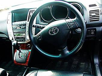 2006 Toyota Harrier Photos