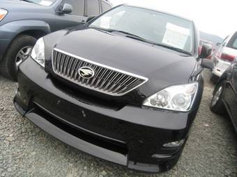 2006 Toyota Harrier Photos