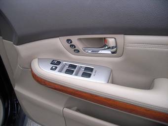 2006 Toyota Harrier Pictures