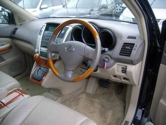 2006 Toyota Harrier Pics