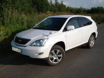 2006 Toyota Harrier Photos