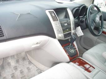 2009 Toyota Harrier Photos