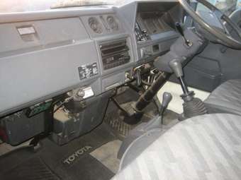 1994 Toyota Hiace Photos