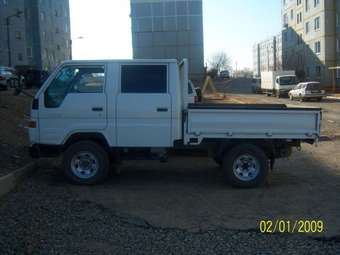 1994 Toyota Hiace Pictures