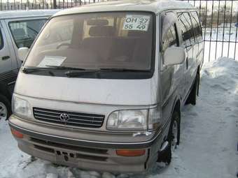 1995 Toyota Hiace Pictures
