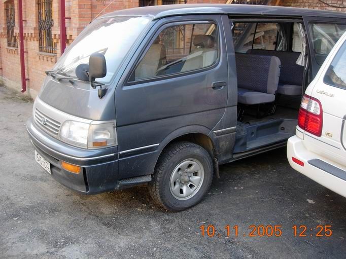 1996 Toyota Hiace