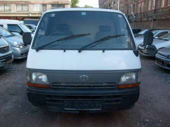 1996 Toyota Hiace Pictures