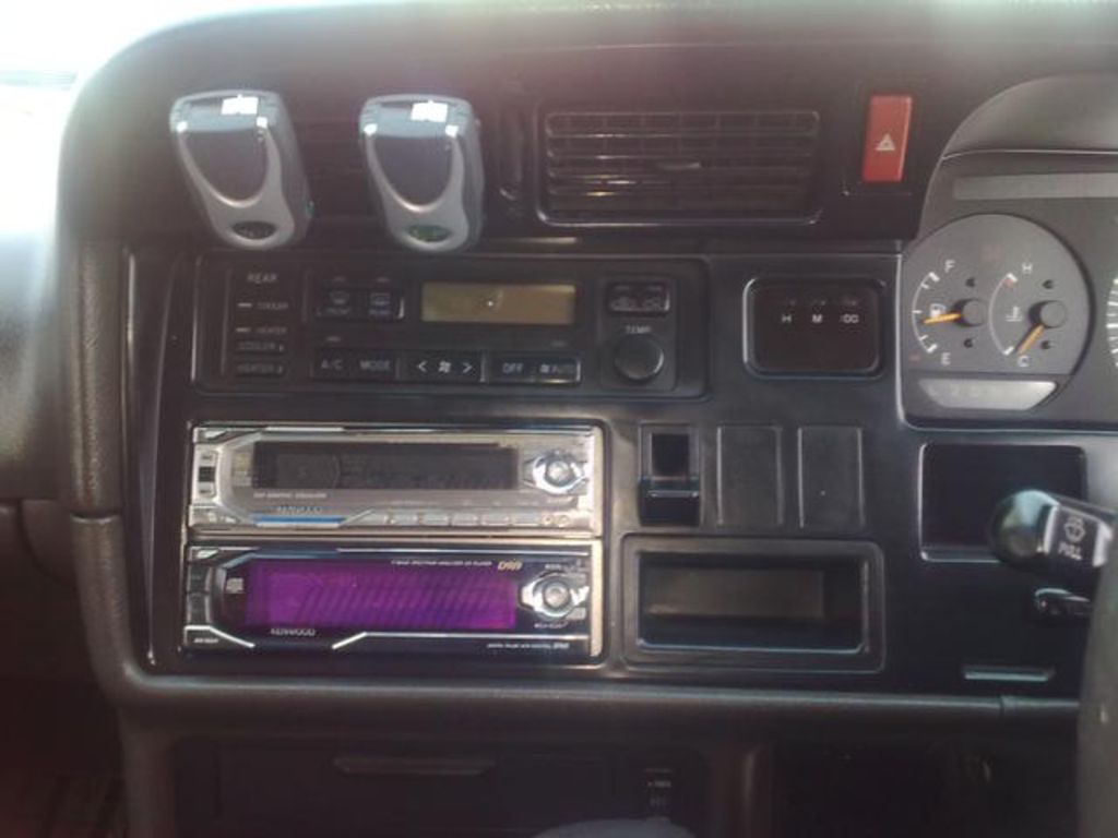 1998 Toyota Hiace