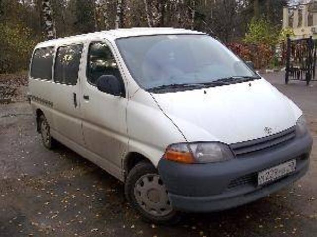 1998 Toyota Hiace