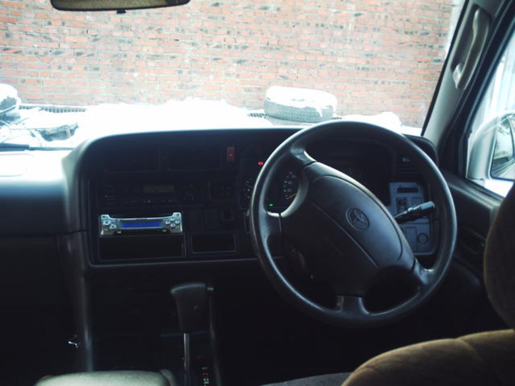 1998 Toyota Hiace