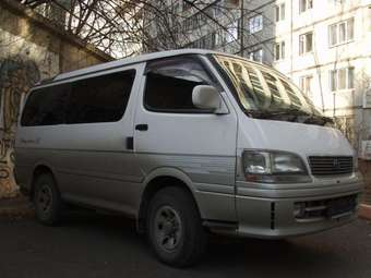 1998 Toyota Hiace Pictures
