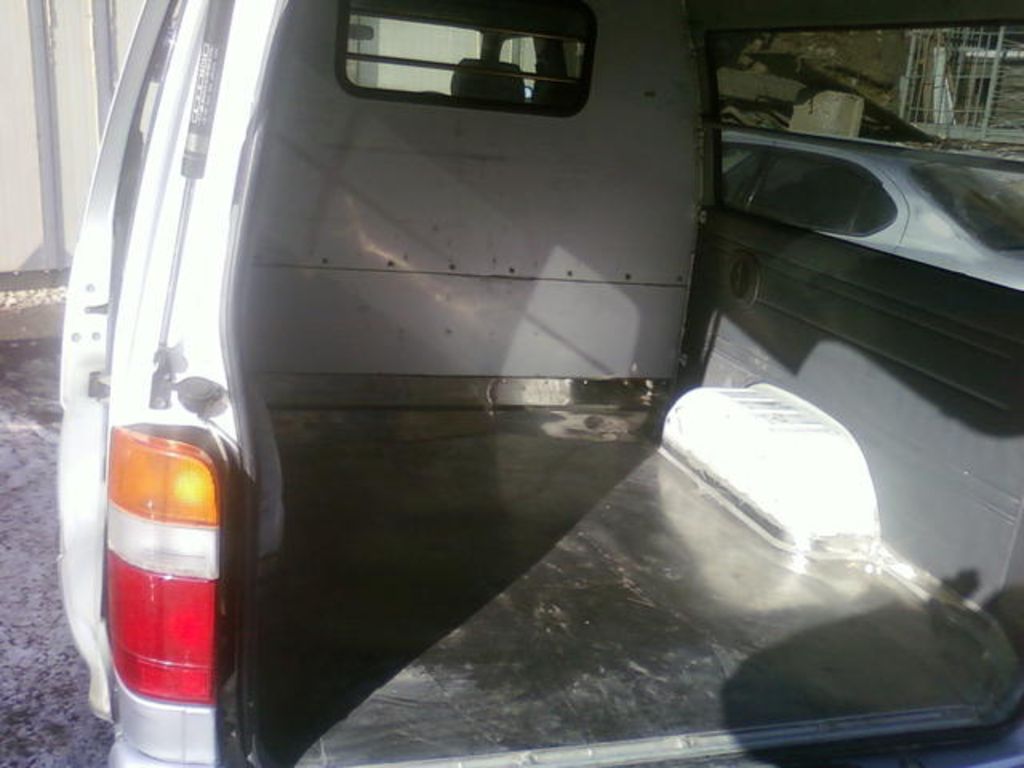 1999 Toyota Hiace