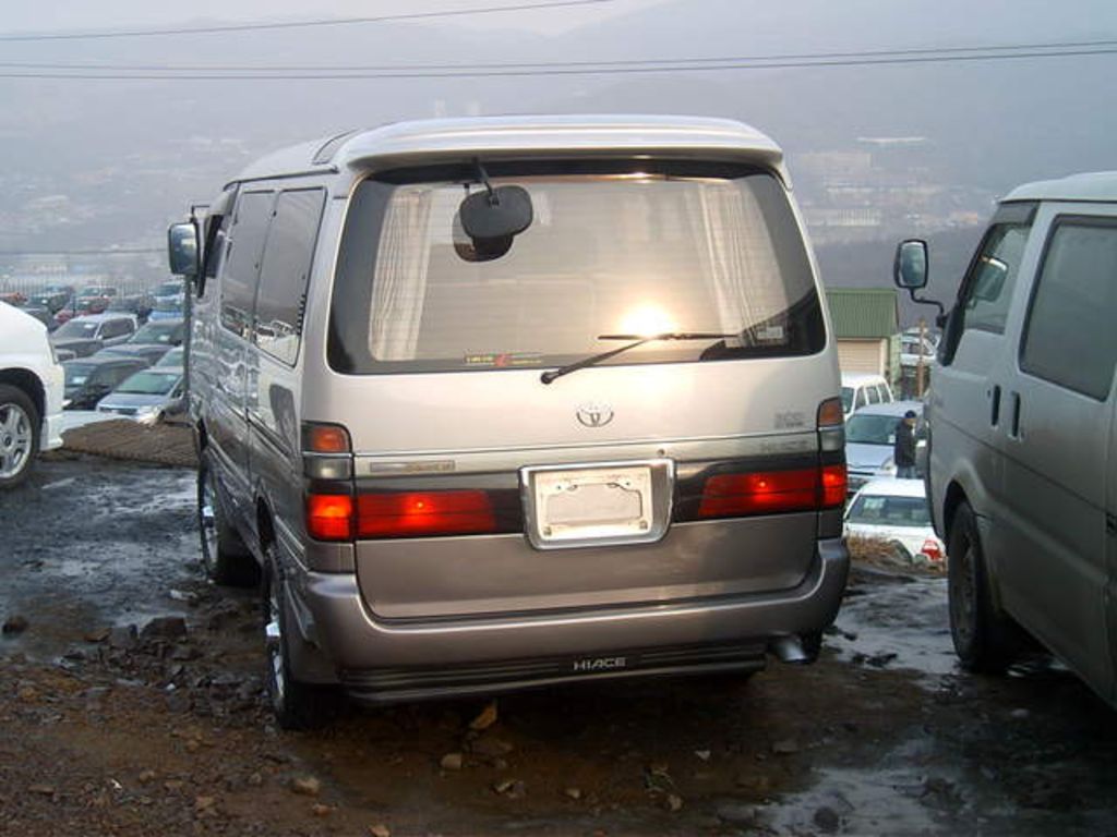1999 Toyota Hiace