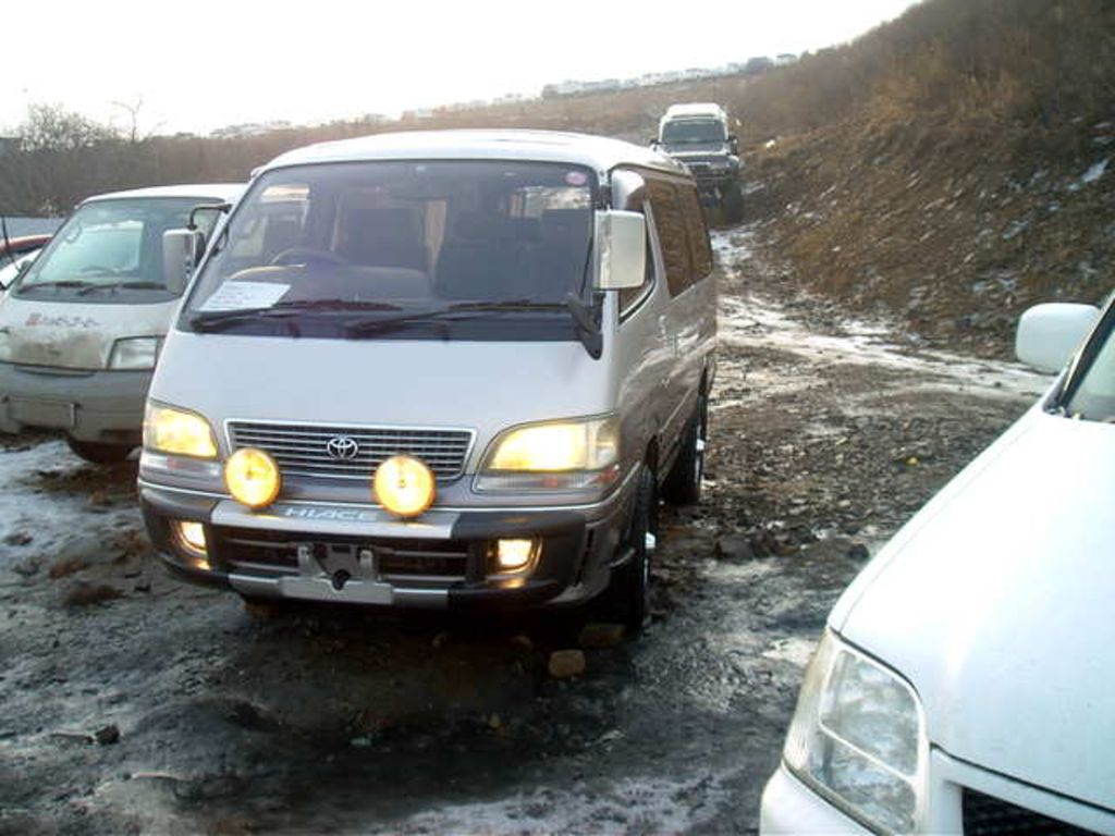 1999 Toyota Hiace