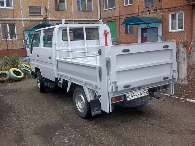 1999 Toyota Hiace