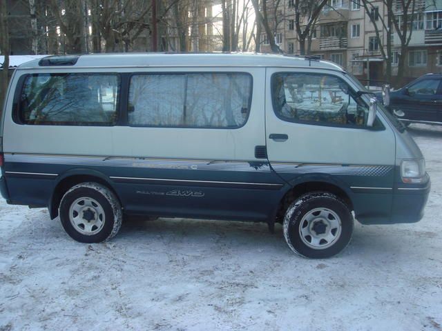 1999 Toyota Hiace