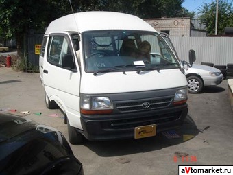 1999 Toyota Hiace Pictures