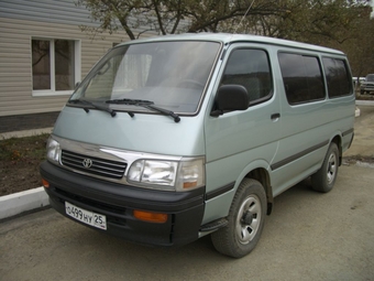 2000 Toyota Hiace