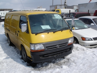2000 Toyota Hiace