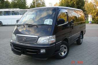 2000 Toyota Hiace