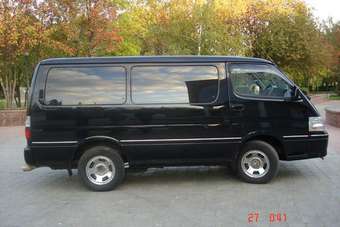 2000 Hiace