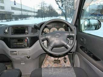 2000 Hiace