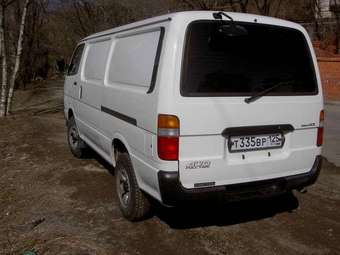 2000 Hiace