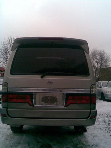 2000 Toyota Hiace