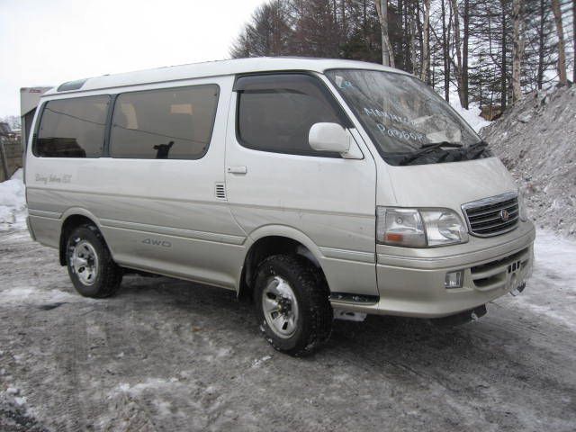 2000 Toyota Hiace