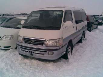 2000 Toyota Hiace