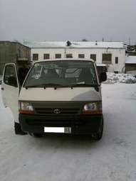 2000 Toyota Hiace