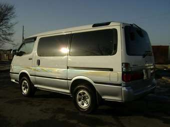 2000 Hiace