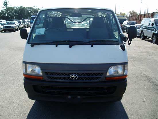 2000 Toyota Hiace Pictures