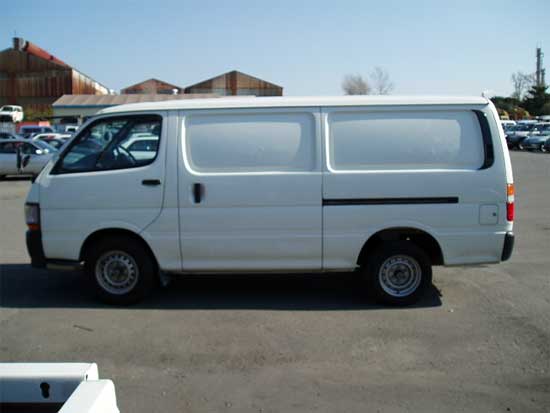 2000 Toyota Hiace Pictures