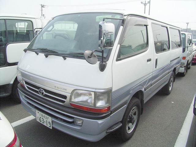 2000 Toyota Hiace Images